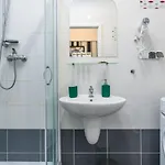 Deluxe Old Town By Renters Apartment Posen
