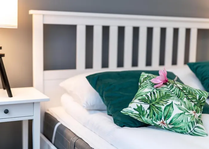 Deluxe Old Town By Renters דירה