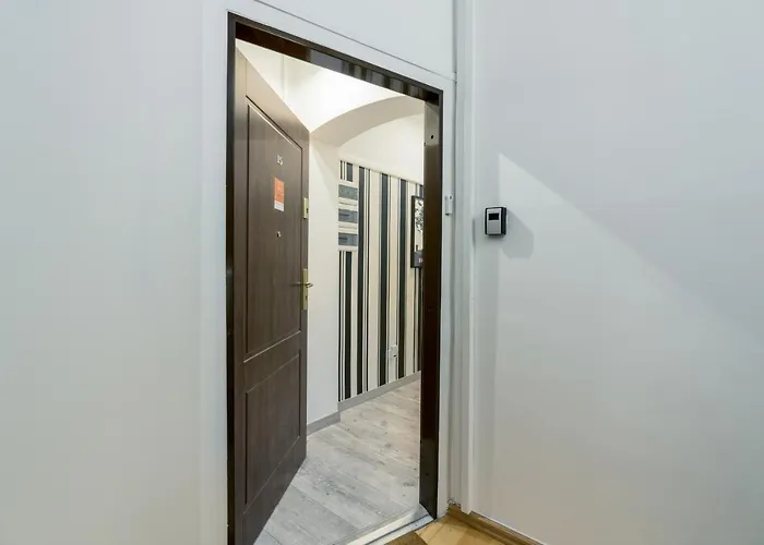 Deluxe Old Town By Renters *