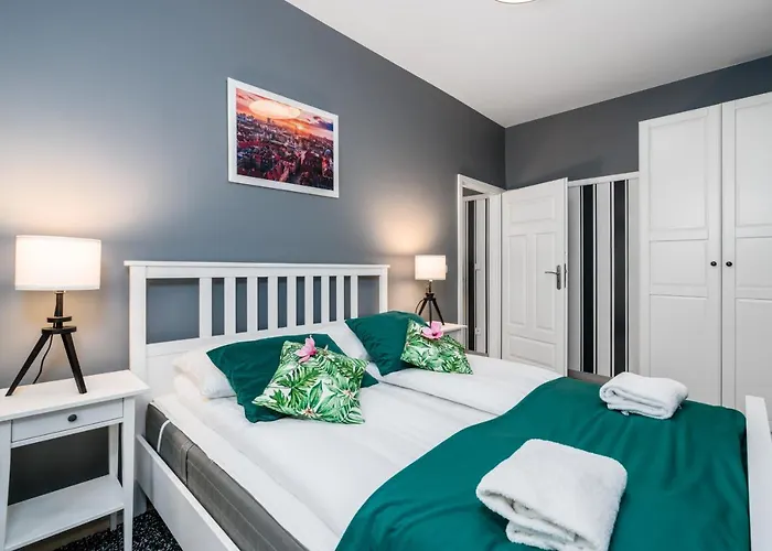 דירה Deluxe Old Town By Renters