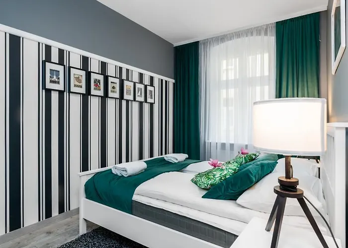 Deluxe Old Town By Renters *